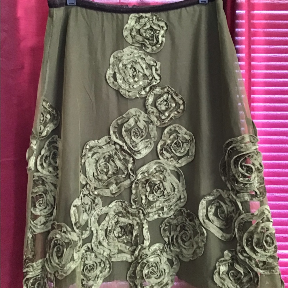 Weston Wear L Olive Green Skirt with Flowers